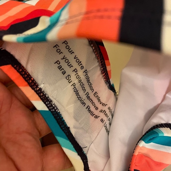 - Janzten woman’s one piece bathing suit  size 14 and 10 - Picture 3 of 5